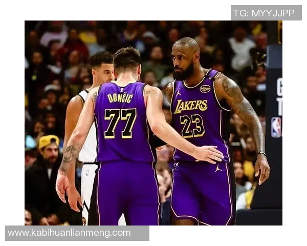 快船与湖人激情对决直播全程回顾与精彩瞬间分析